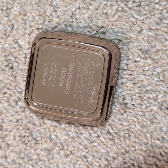 Hourglass mood exposure blush - Picture 3 of 3